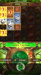 Leprechaun Riches · Spanduk hijau di tengah mengumumkan teks pemberitahuan fitur serta nominal kemenangan yang diperoleh.